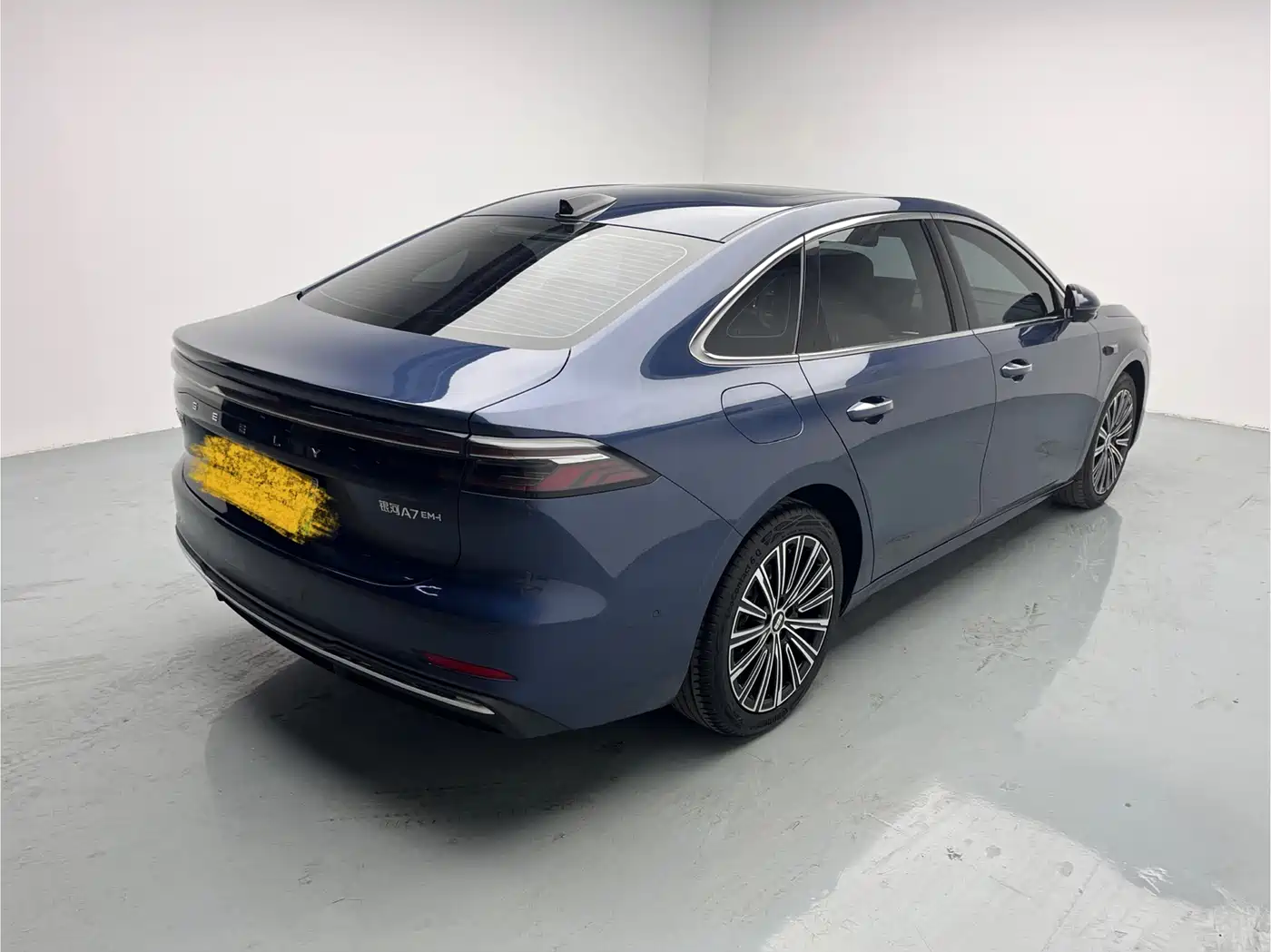 Geely Galaxy Galaxy A7 2025 EM-i фото 4