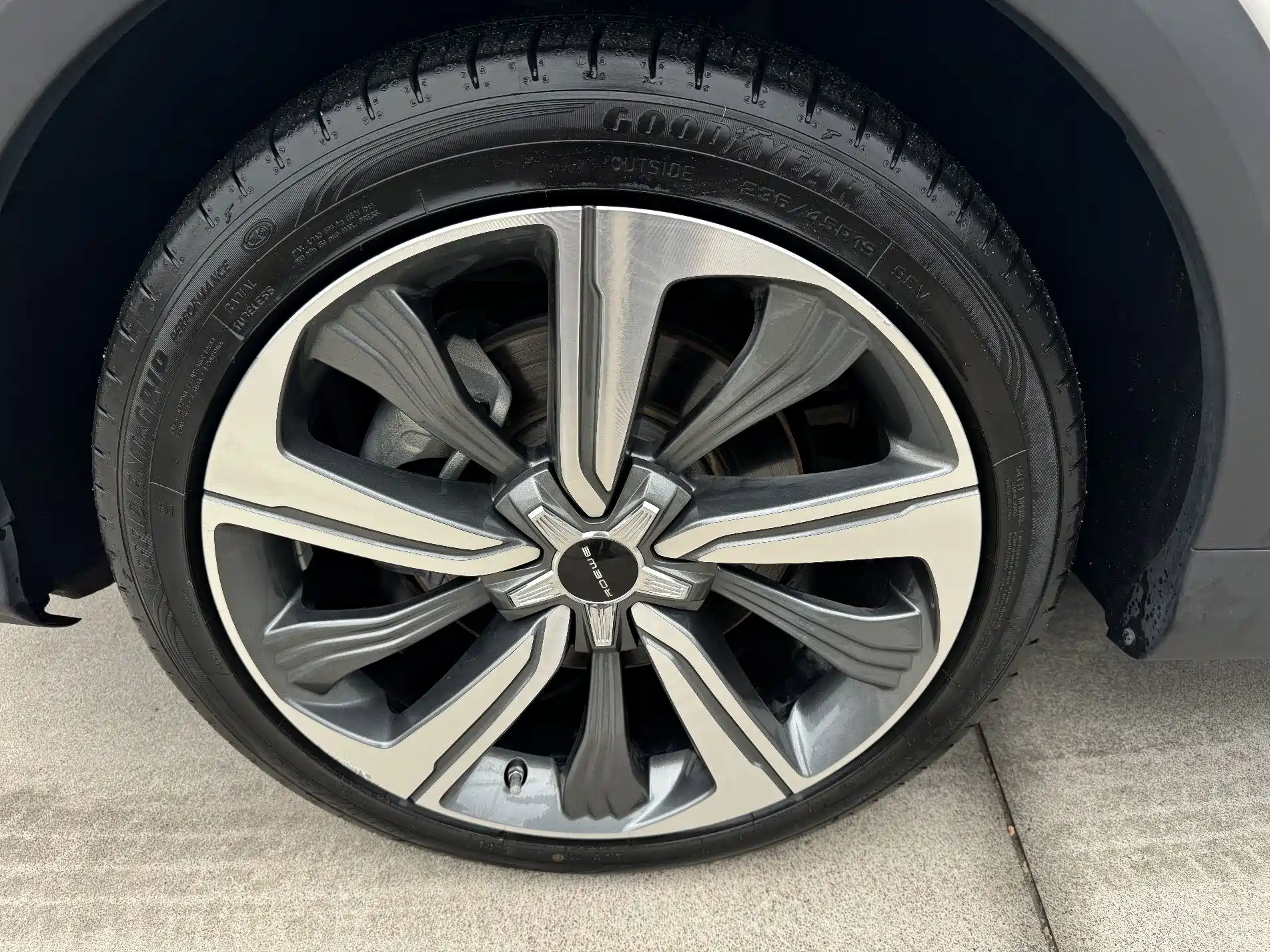 Фото 4 - Roewe MARVEL X