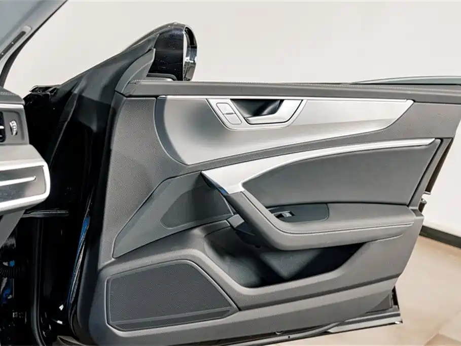 Audi A7L 2024 45 TFSI Luxury фото 13