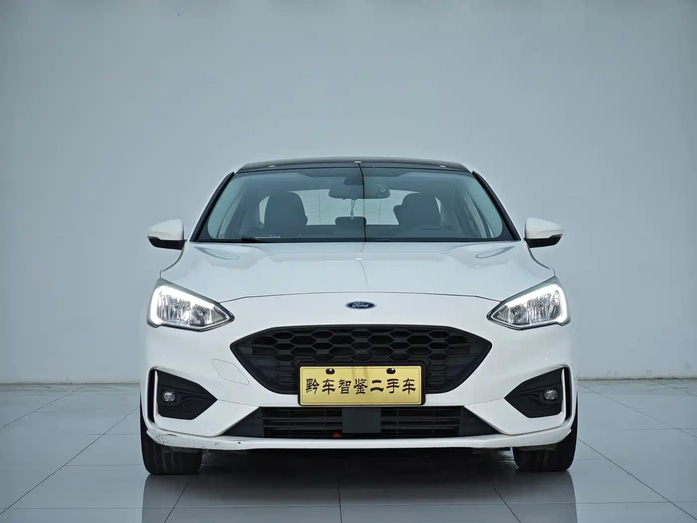 Ford Focus 2020 2020 Sedan EcoBoost 180 Automatic Sharp Trend Type