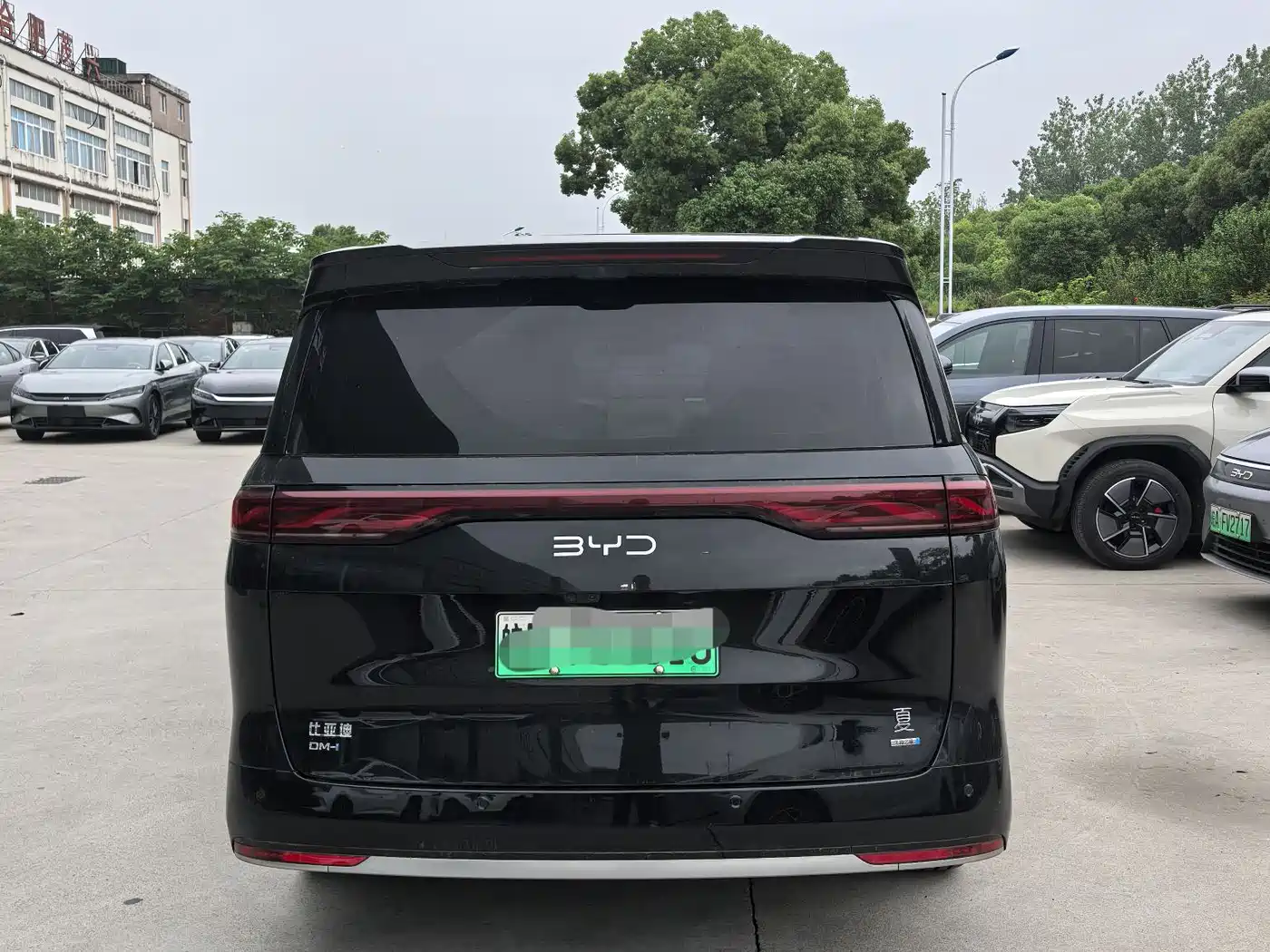BYD Xia 2025 DM-i 1.5T 180km Excellence фото 5