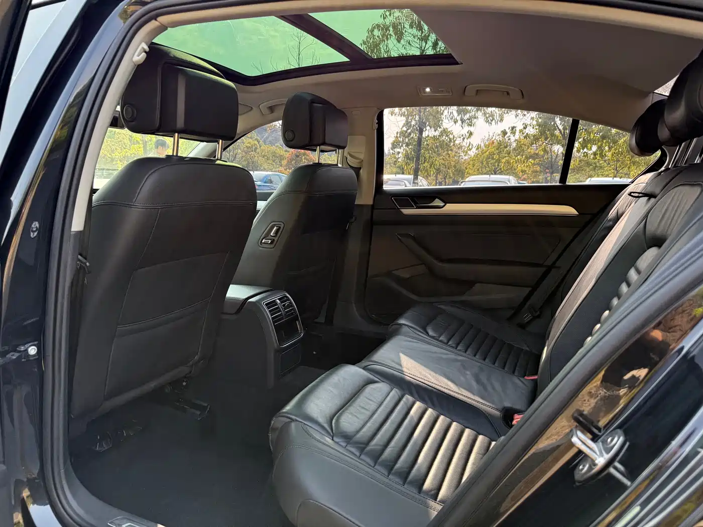 Volkswagen Magotan 2019 330TSI DSG Leading China VI фото 16