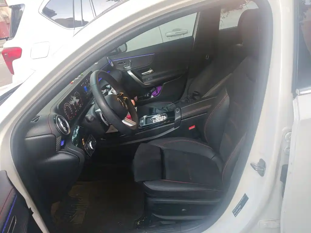 Mercedes-Benz A-Class 2025 2025 A 200 L Fashion Edition