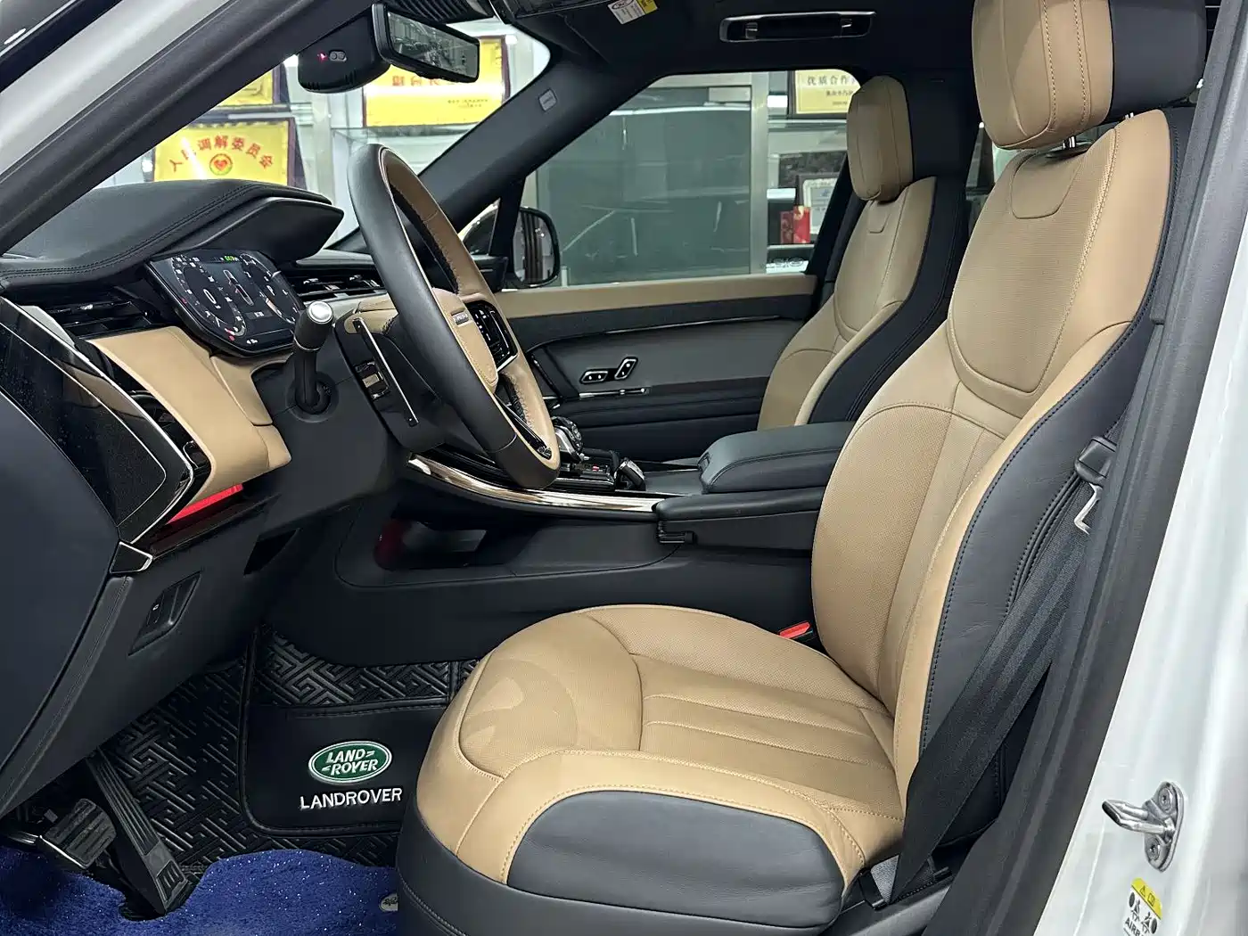 Land Rover Range Rover Sport 2024 400PS Dynamic SE фото 9