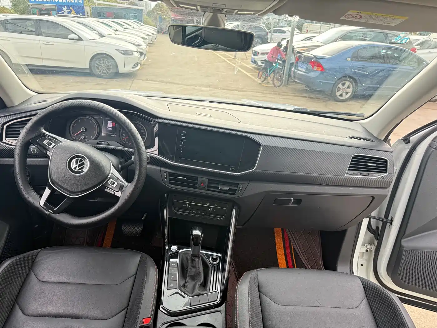 Volkswagen Tayron 2021 280TSI 2WD Luxury Smart Connect фото 4