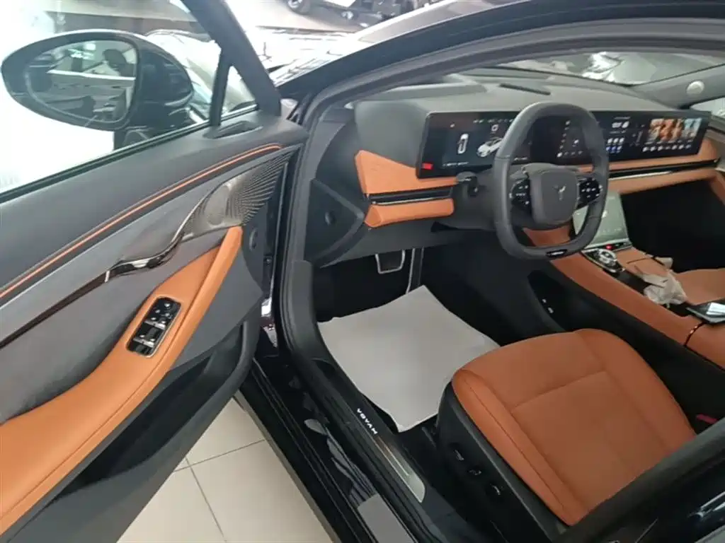 Voyah Auto VOYAH Zhuiguang 2024 PHEV AWD Ultra Long Range Flagship фото 15