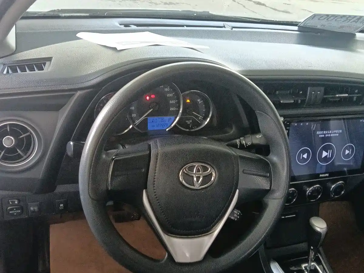 Toyota Corolla 2018 1.2T S-CVT GL Smart Edition фото 5