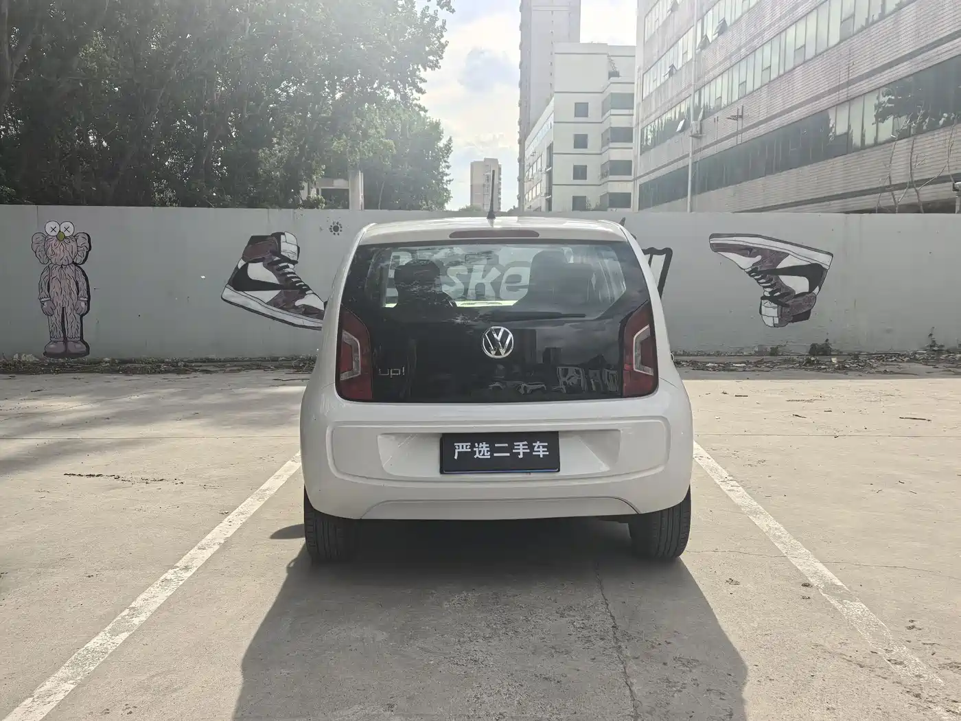 Фото 15 - Volkswagen up!