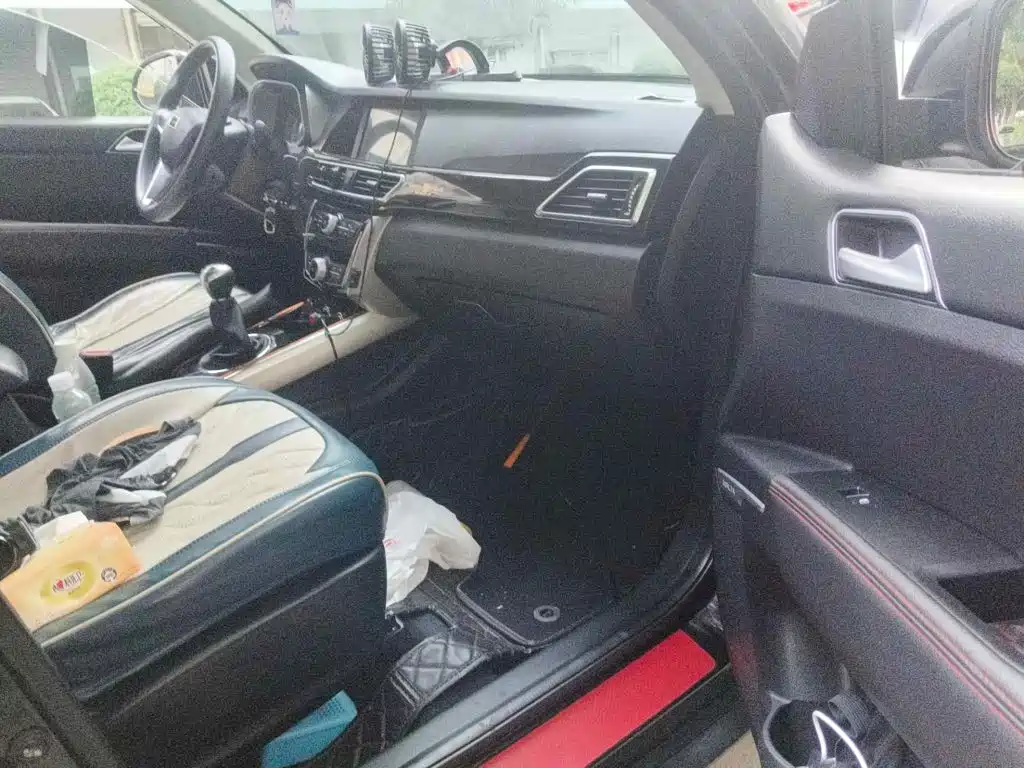 Dacheng Auto Dacheng G60 2019 2019 1.6L Manual Elite China V