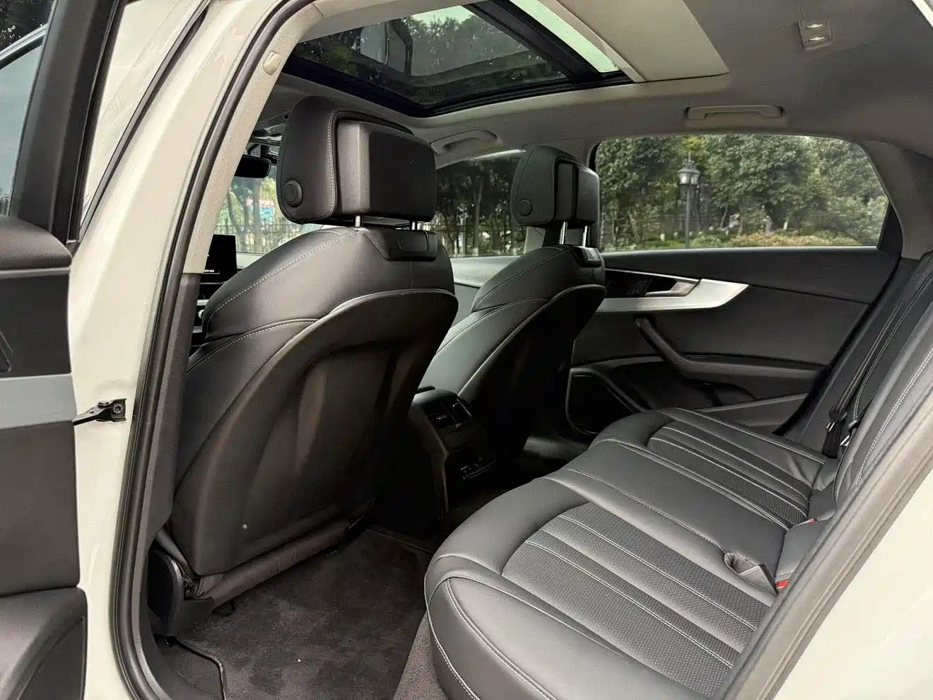 Audi A4L 2020 40 TFSI Fashion Dynamic Edition фото 5