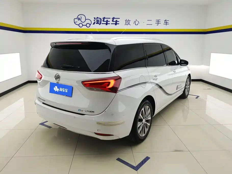 Фото 3 - Buick GL6