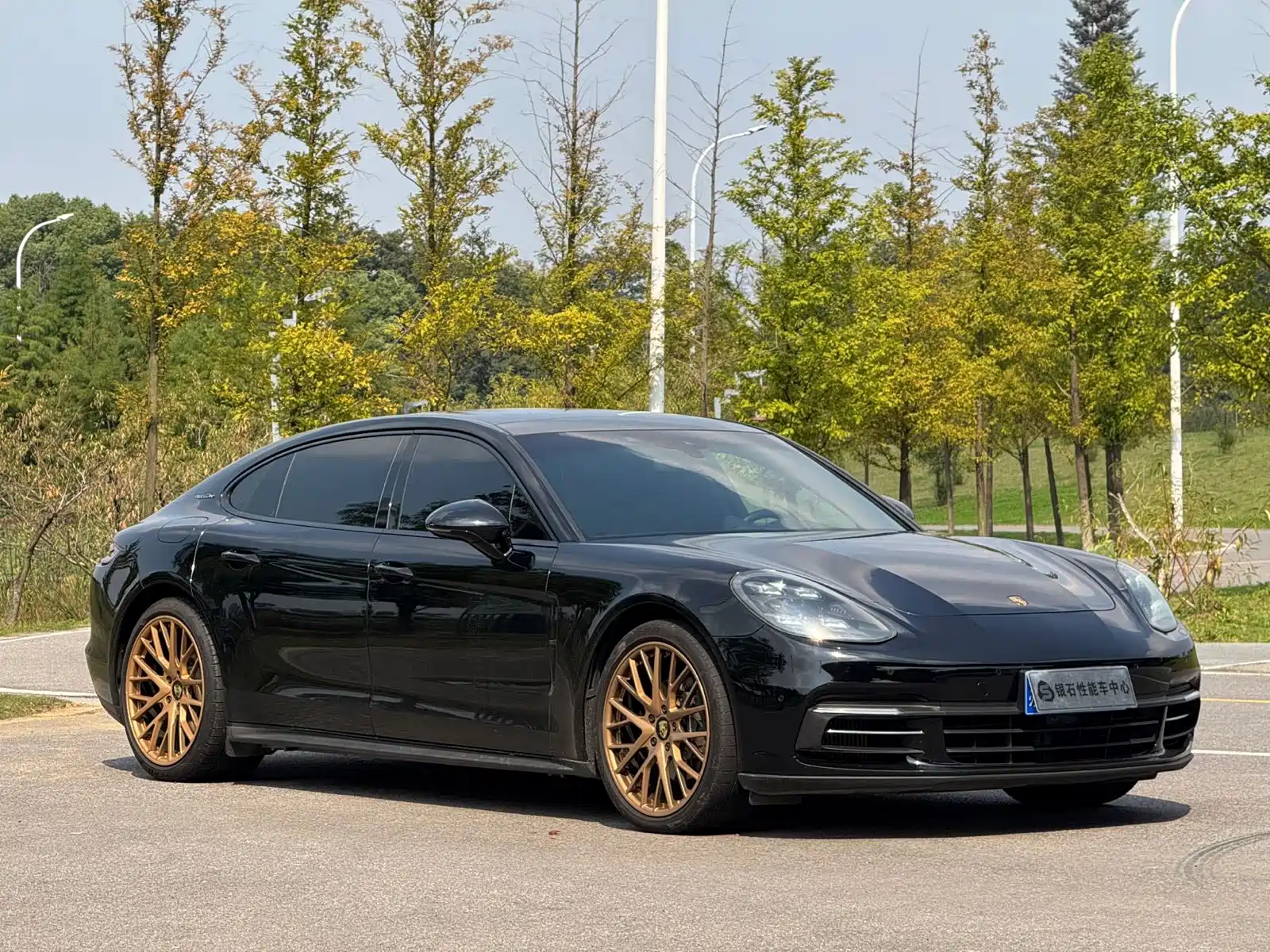 Фото 3 - Porsche Panamera