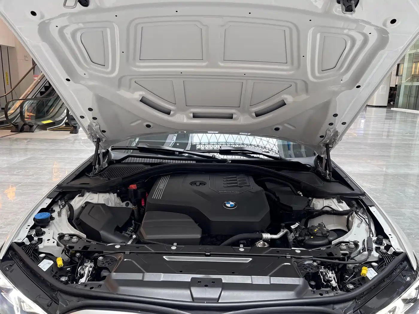 BMW 3 Series 2026 2025 325Li M Sport Package