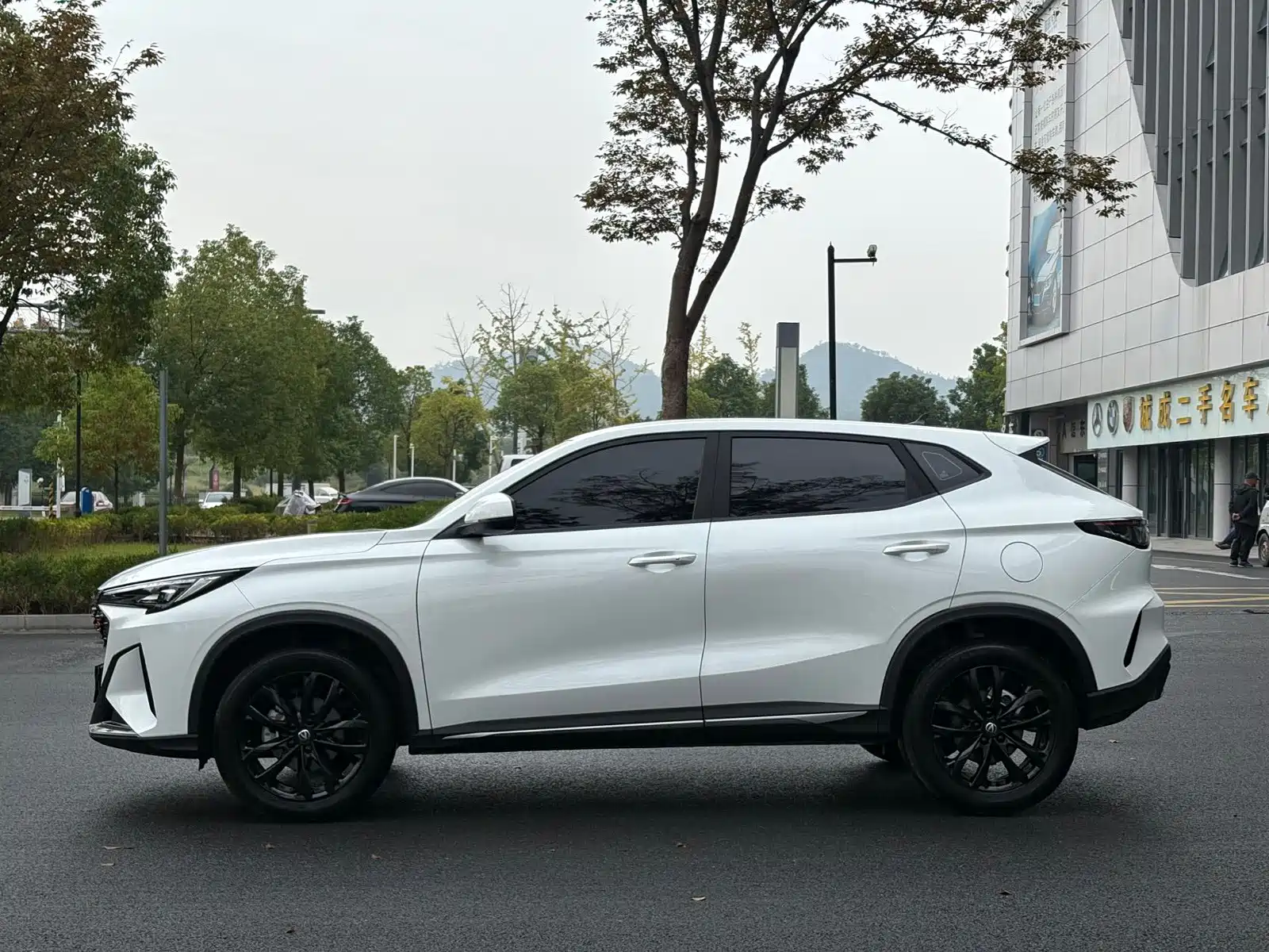 Photo 15 - Changan X5 PLUS