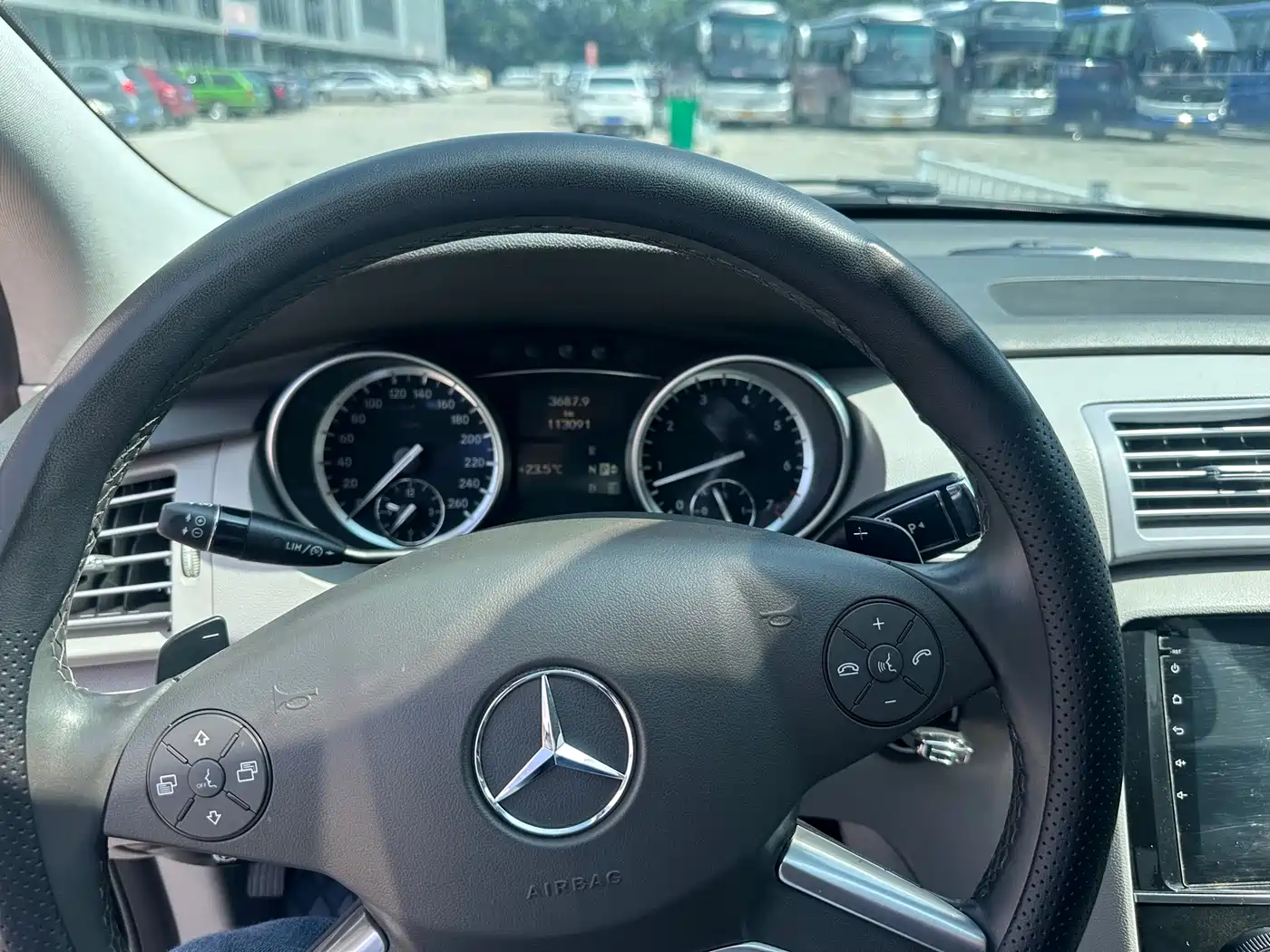 Mercedes-Benz R-Class 2015 R 320 4MATIC Luxury фото 14