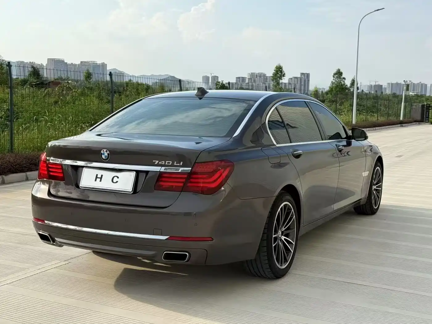 BMW 7 Series 2013 Model 730Li Luxury фото 5