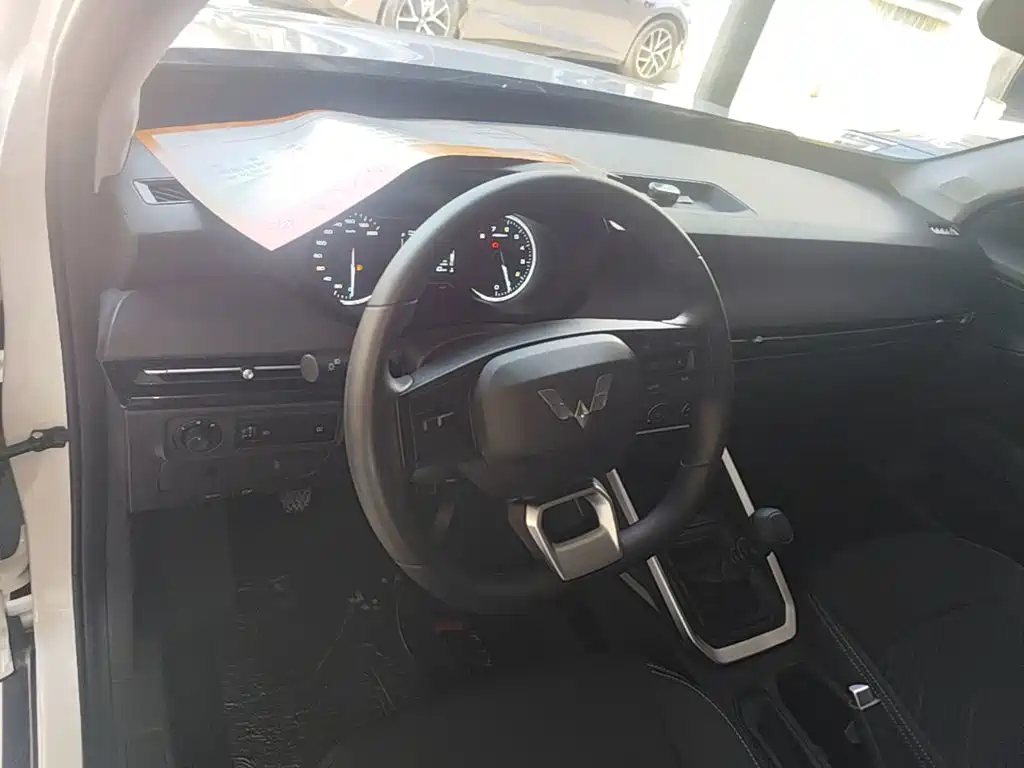 Wuling Motors Wuling Xingchi 2024 2022 1.5L Manual Freedom Edition