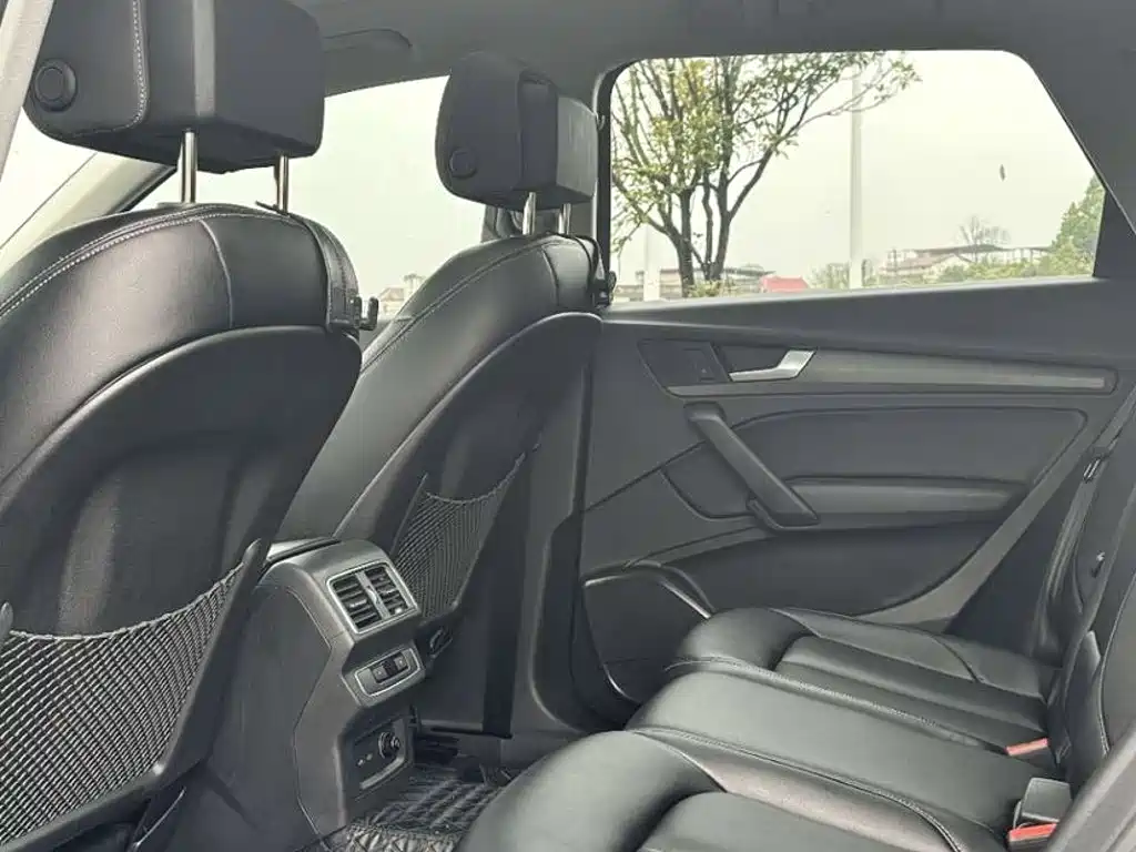 Audi Q5L 2019 2018 40 TFSI Prestige Progressive (China V)