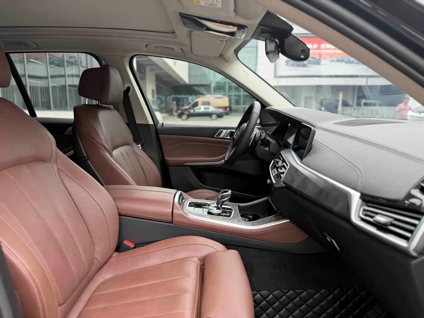 BMW X5 (Import) 2021 xDrive40i Exclusive M Sport Package фото 8