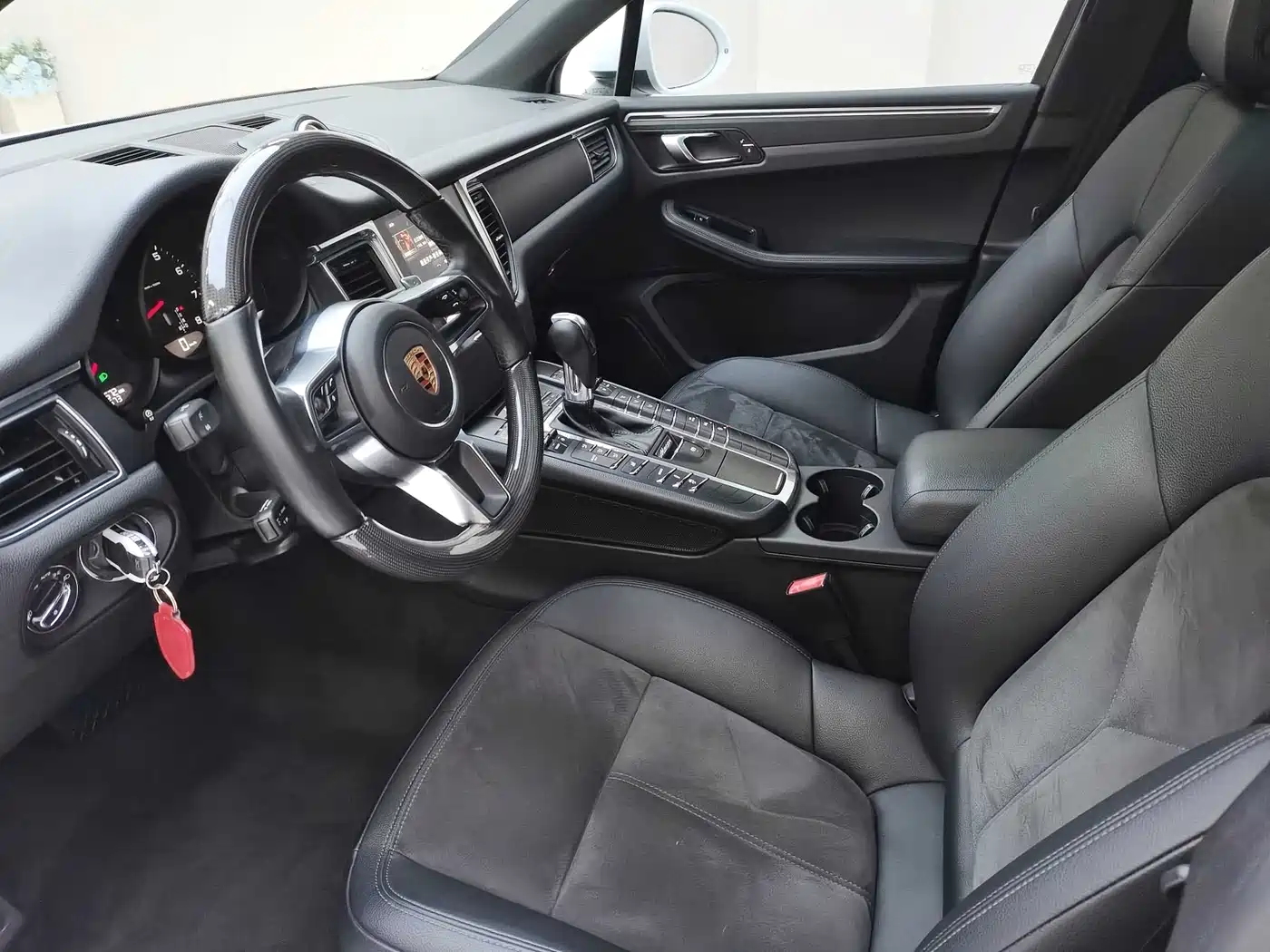 Porsche Macan 2017 Macan 2.0T фото 7