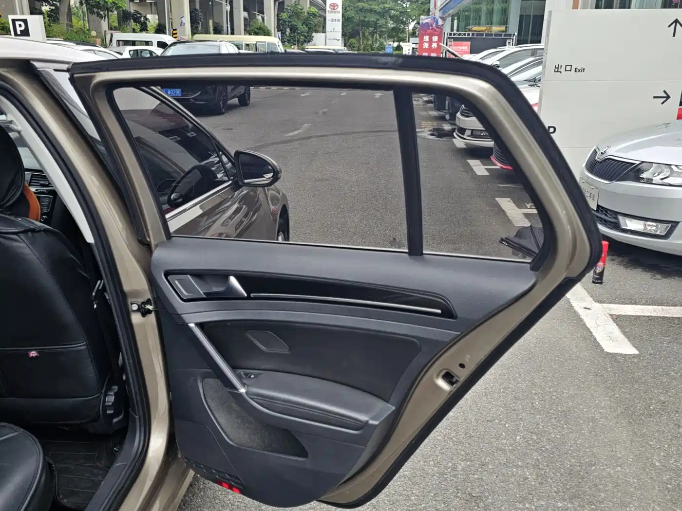 Volkswagen Golf 2016 280TSI Automatic Flagship фото 16