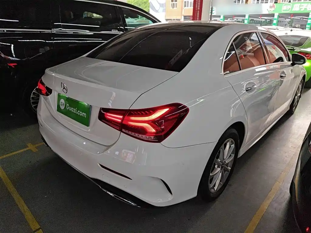Mercedes-Benz A-Class 2022 Facelift A 200 L Sport Sedan Dynamic фото 7