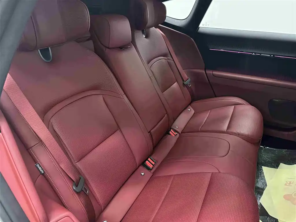 Avatr 12 2025 Ultra Pure Electric AWD фото 35