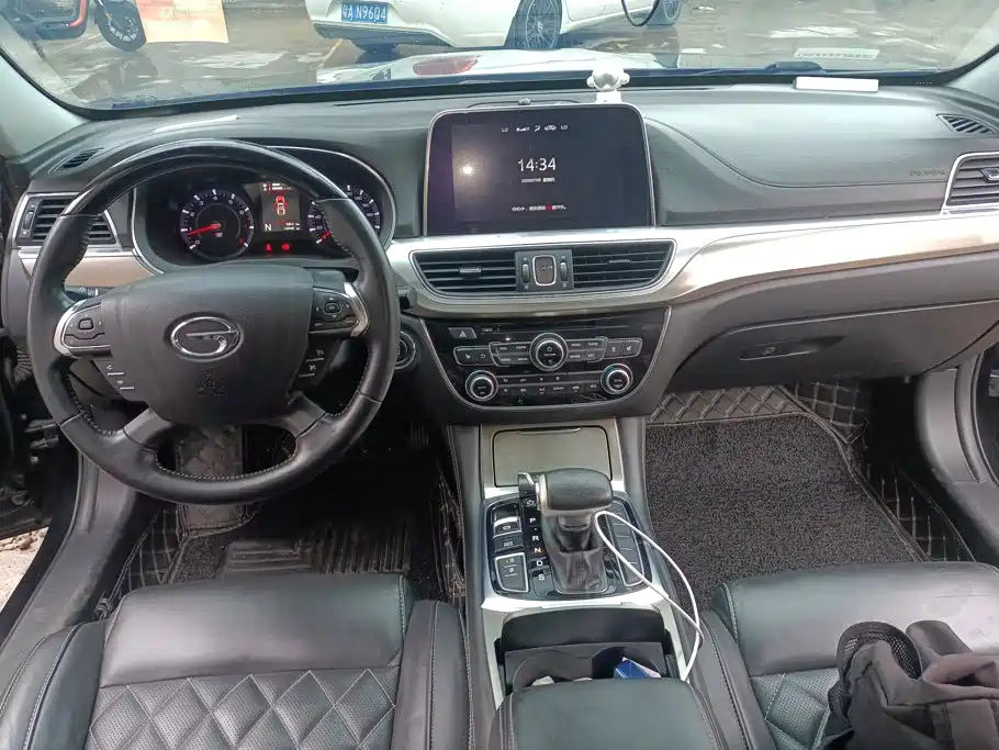 GAC Trumpchi Trumpchi GA8 2018 2017 280T Premium Edition