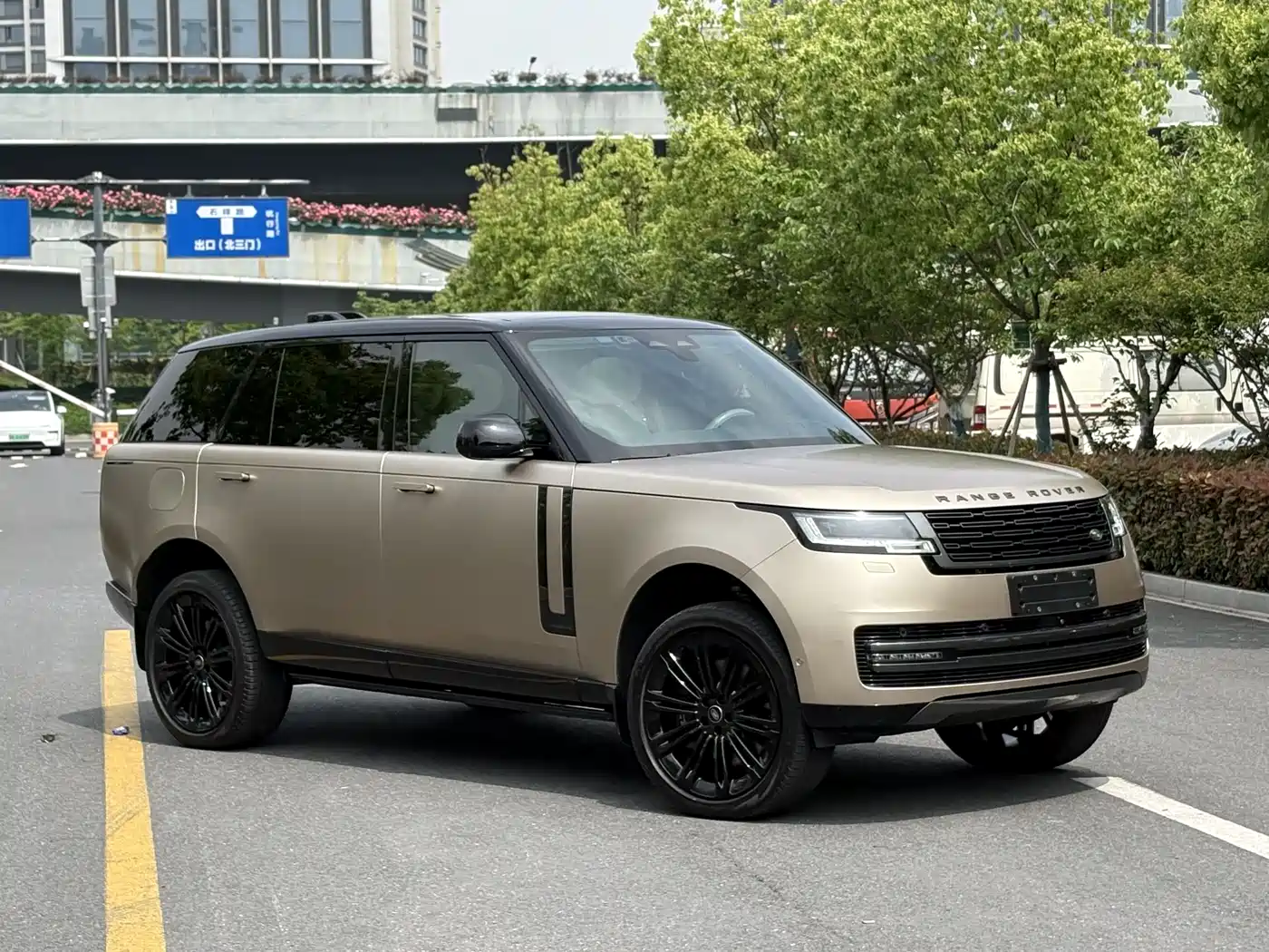 LAND ROVER RANGE ROVER