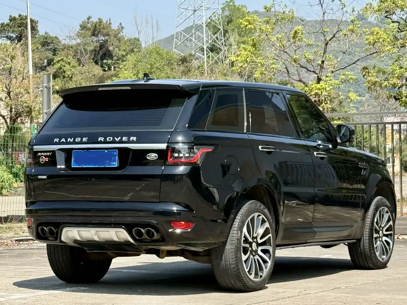 Land Rover Range Rover Sport 2016 Model 3.0 SC V6 SE фото 6