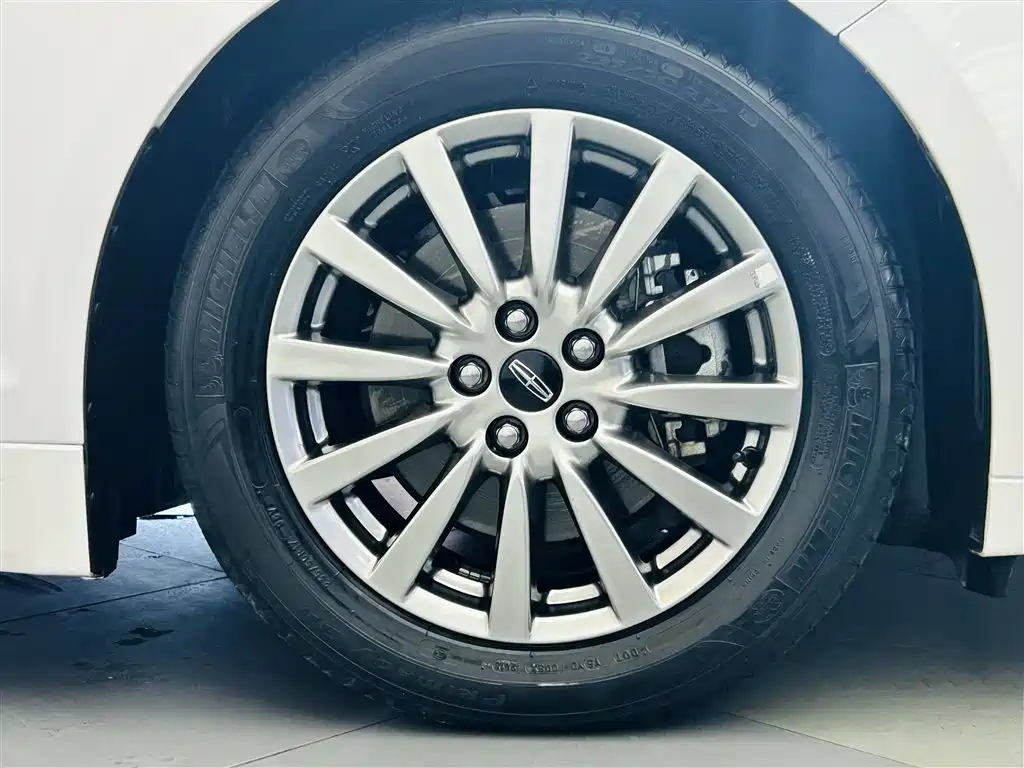 Lincoln MKZ 2019 2018 2.0T Premium Edition