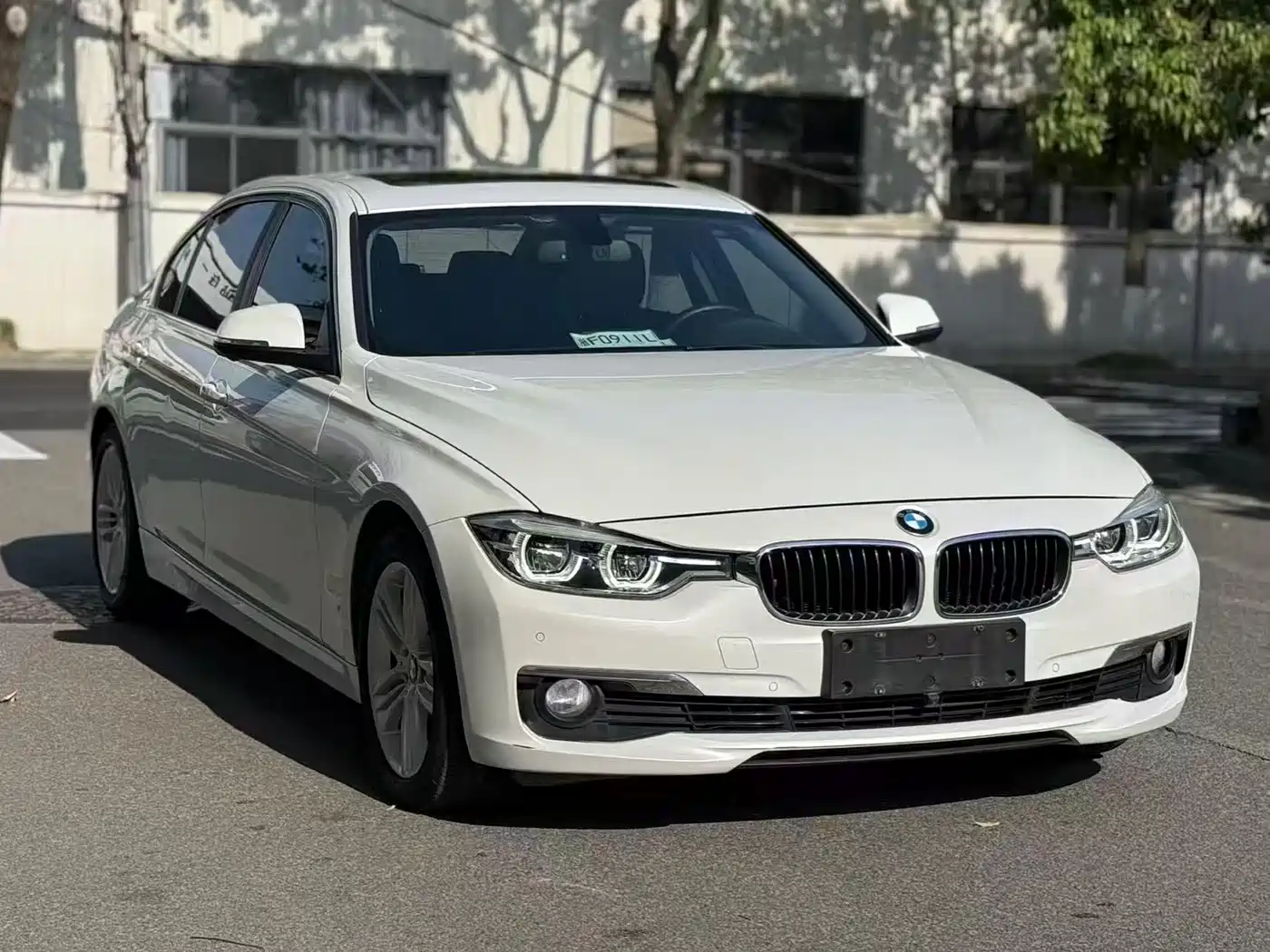 BMW 3 Series 2013 320i Fashion фото 2