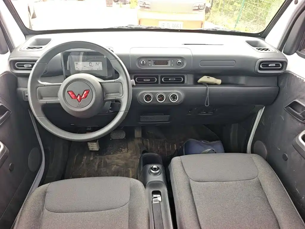 Wuling Motors Wuling Zhiguang NEV 2025 2025 Model Comfort