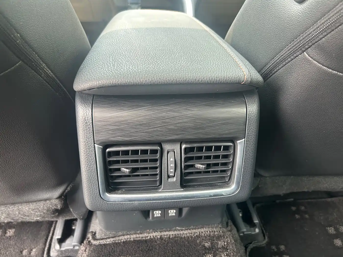Toyota Camry 2022 2.0GVP Leading Edition фото 11