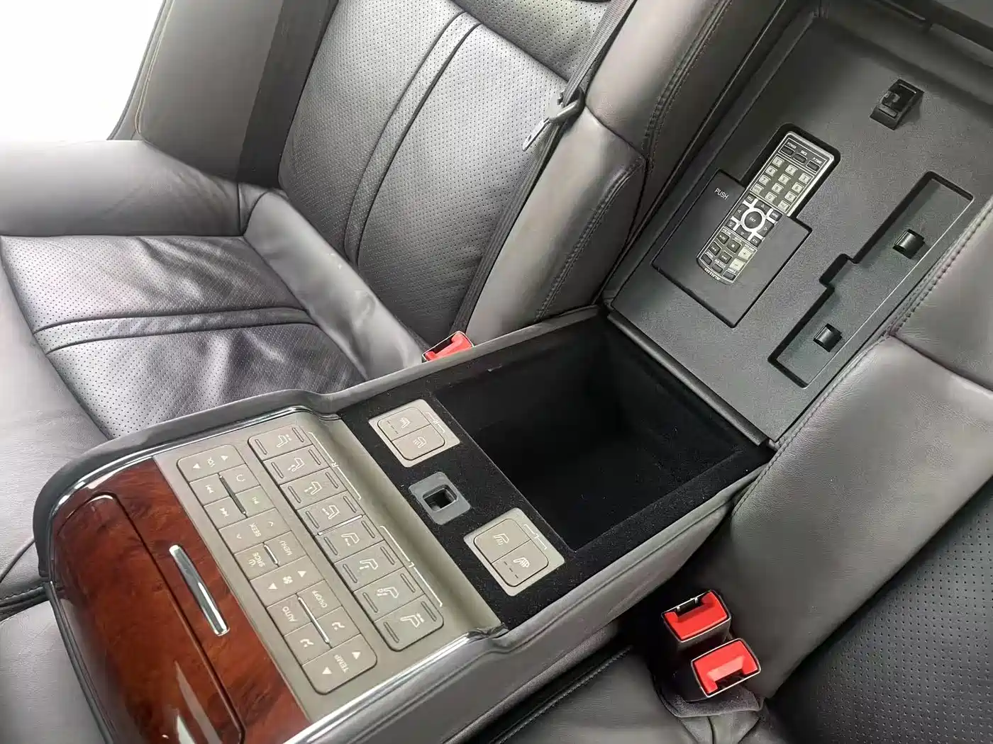 Buick Park Avenue 2013 2011 Boao Forum Commemorative Edition