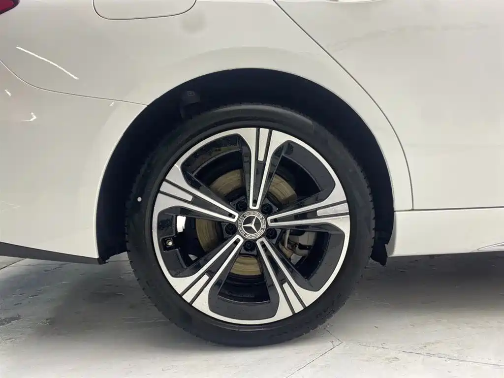 Mercedes-Benz C-Class 2022 Facelift C 260 L Night Edition Sport фото 11