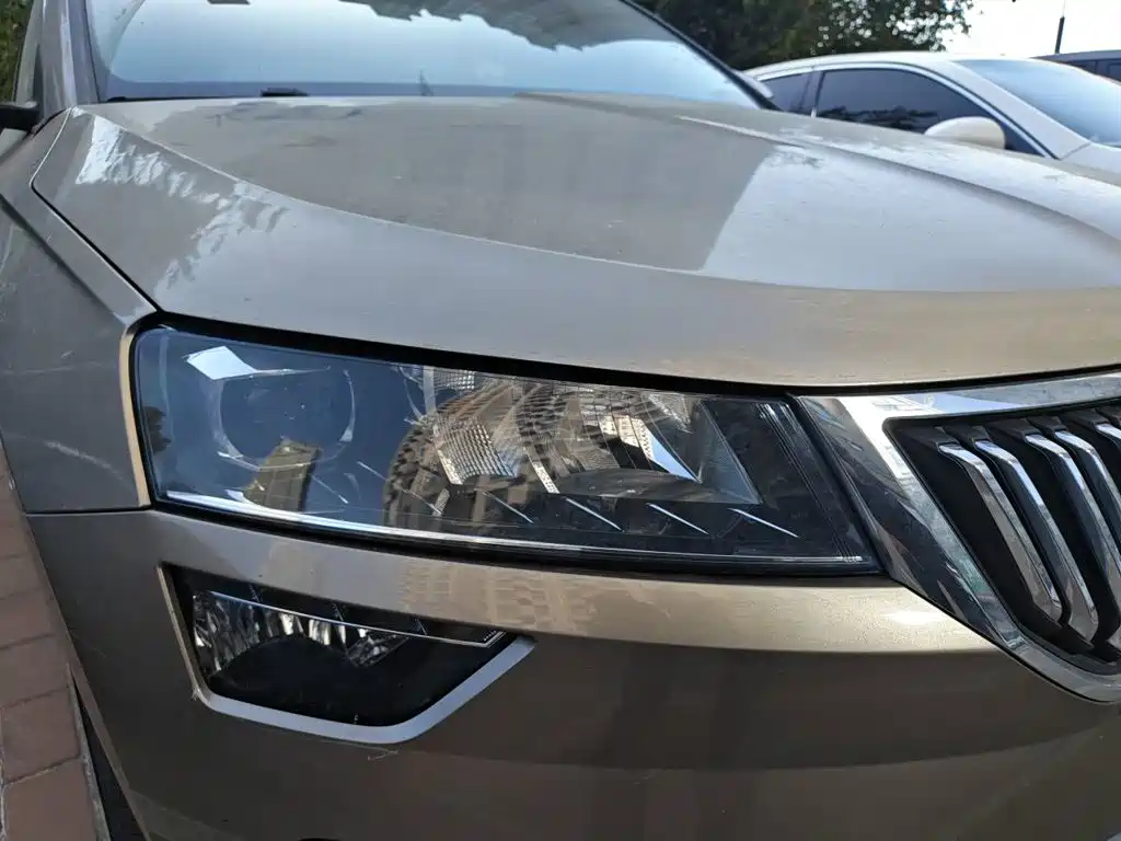 Photo 7 - Škoda Karoq