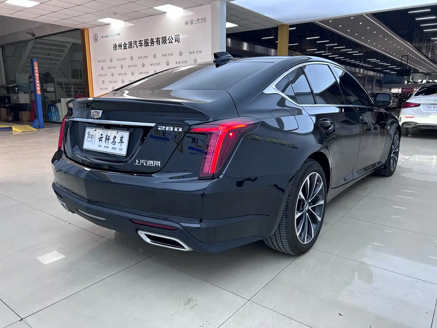 Cadillac CT5 2025 2025 Model 28T Urban Sport Edition
