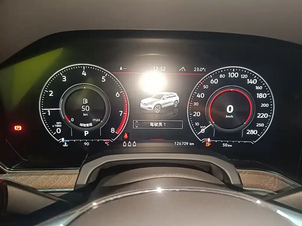 Volkswagen Touareg 2019 3.0TSI Sharp Edge Edition China VI фото 12