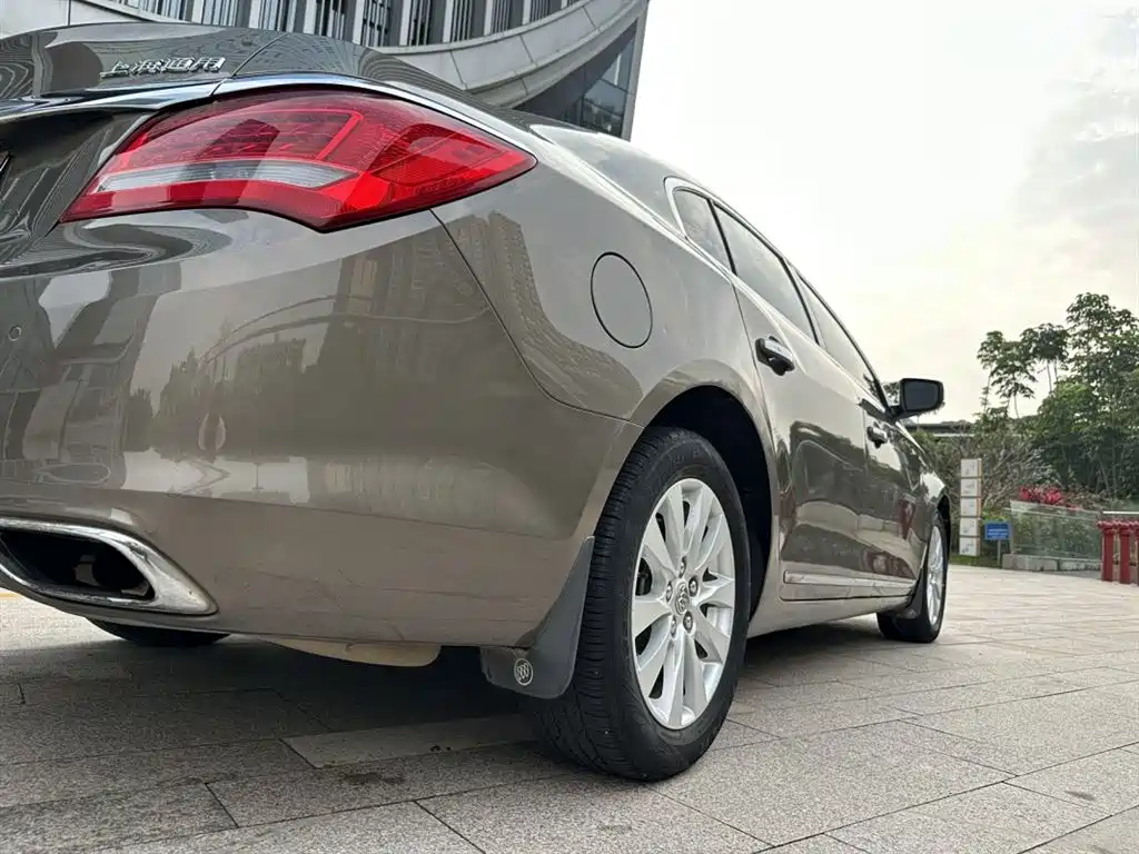 Buick LaCrosse 2013 2.4L SIDI Elite Comfort фото 9