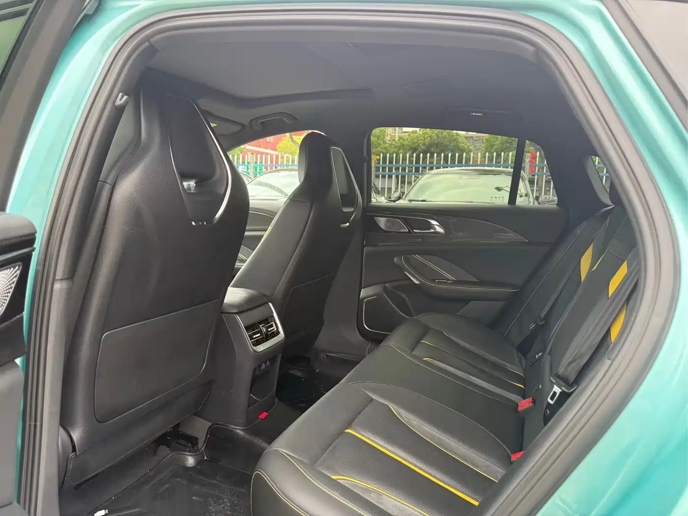 Hongqi H6 2023 2.0T Ultimate Edition фото 8