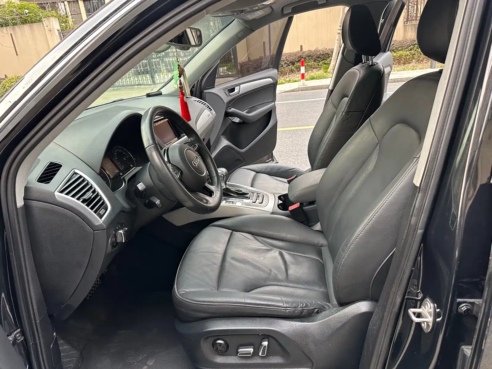 Photo 10 - Audi Q5