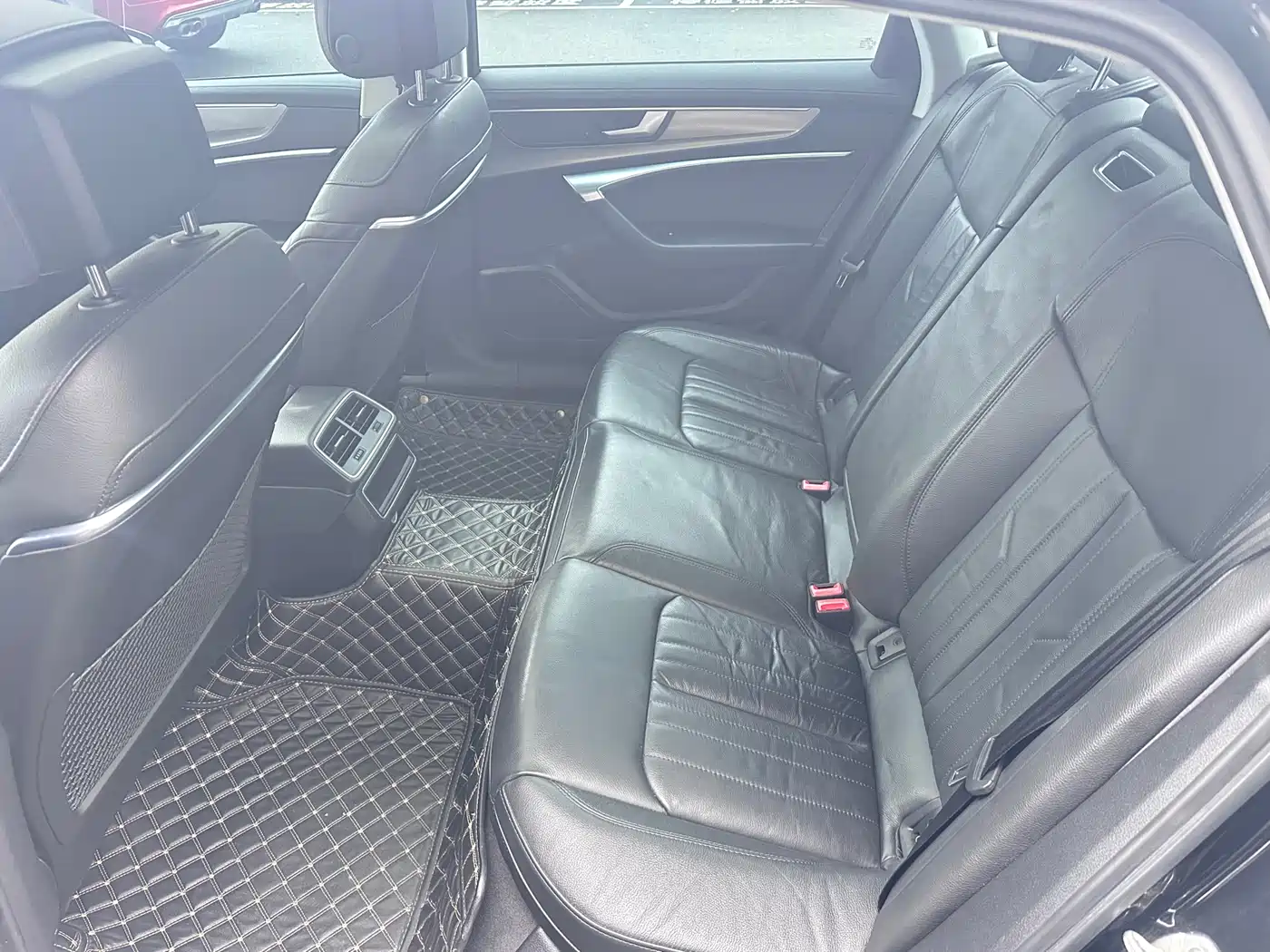 Audi A6L 2019 40 TFSI Luxury Dynamic фото 7