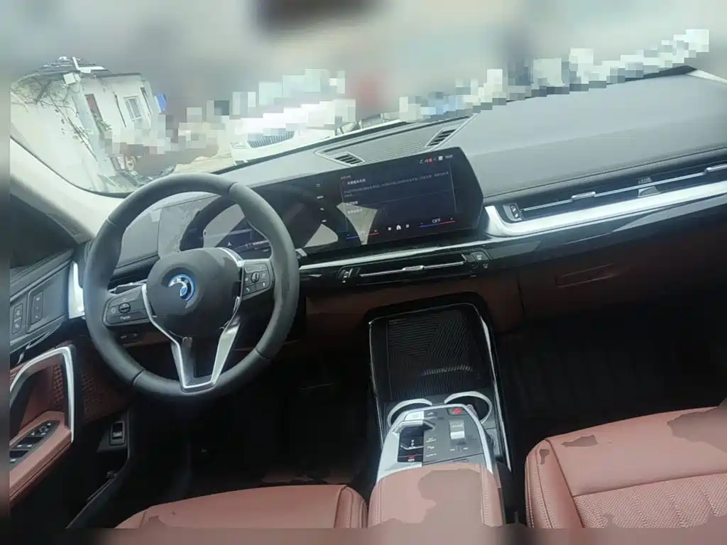 BMW iX1 2025 2025 eDrive25L X Design Package