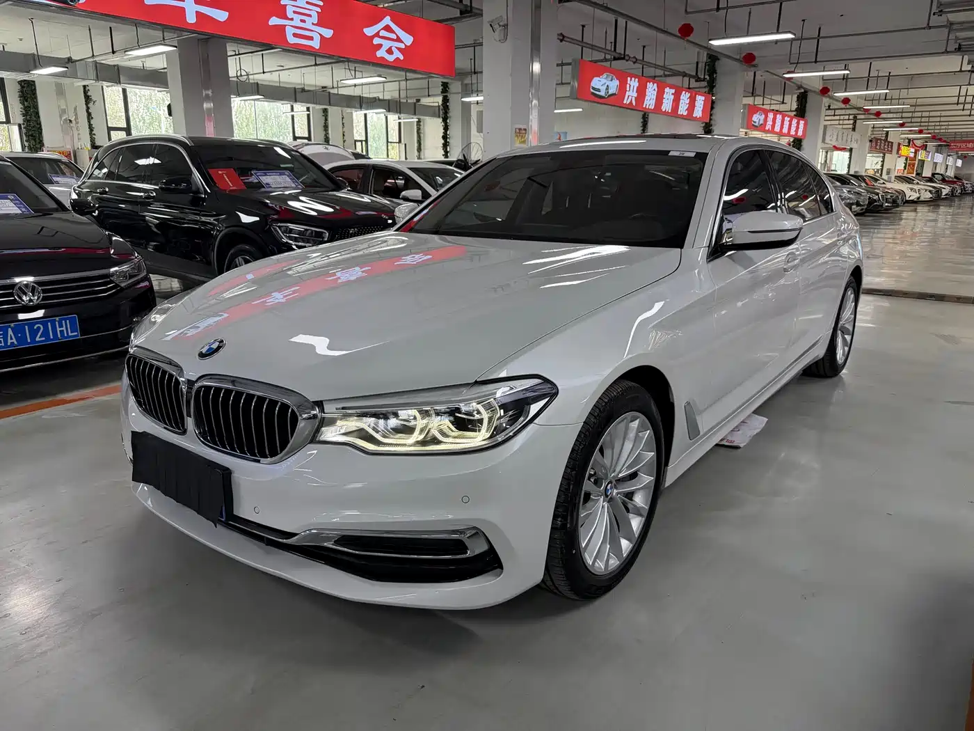 BMW 5 Series 2020 530Li xDrive Luxury Package