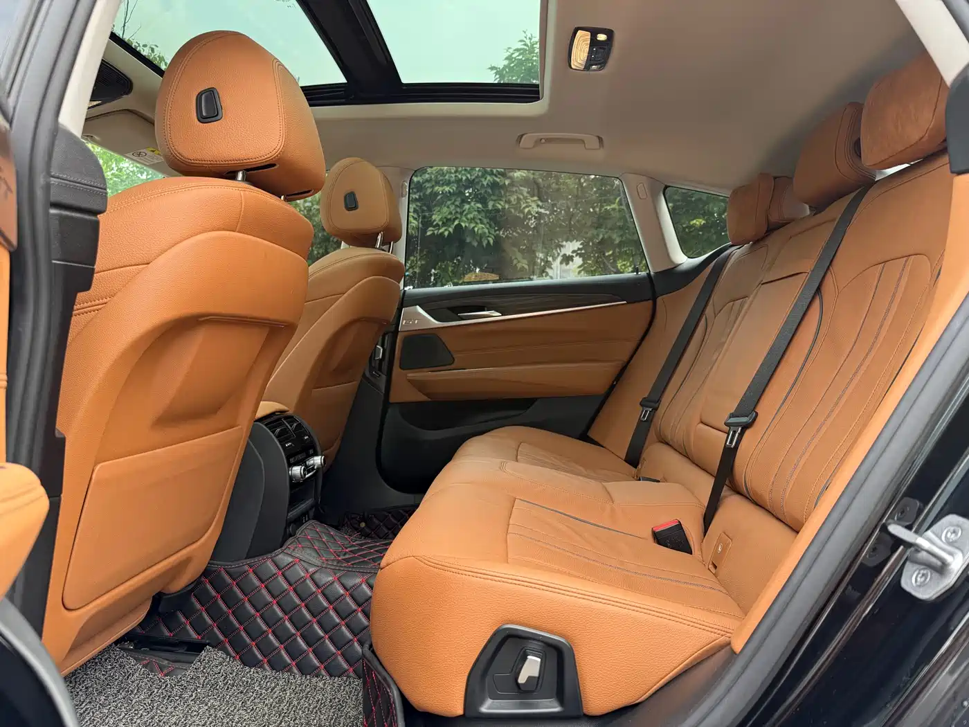 BMW 6 Series GT 2022 Model 630i Luxury Design Package фото 17