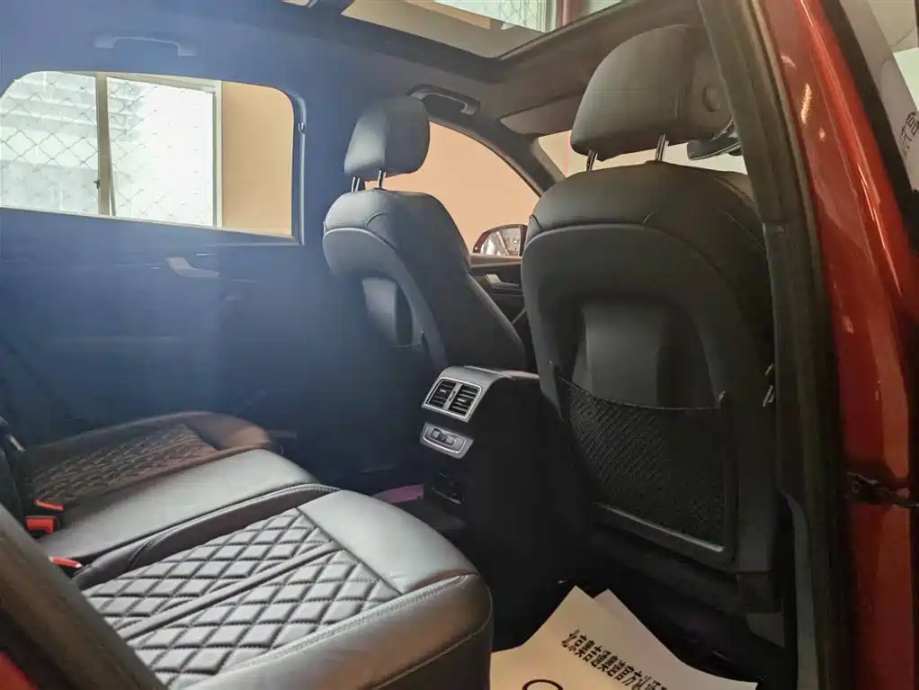 Audi Q5L Sportback 2021 45 TFSI Luxury фото 18