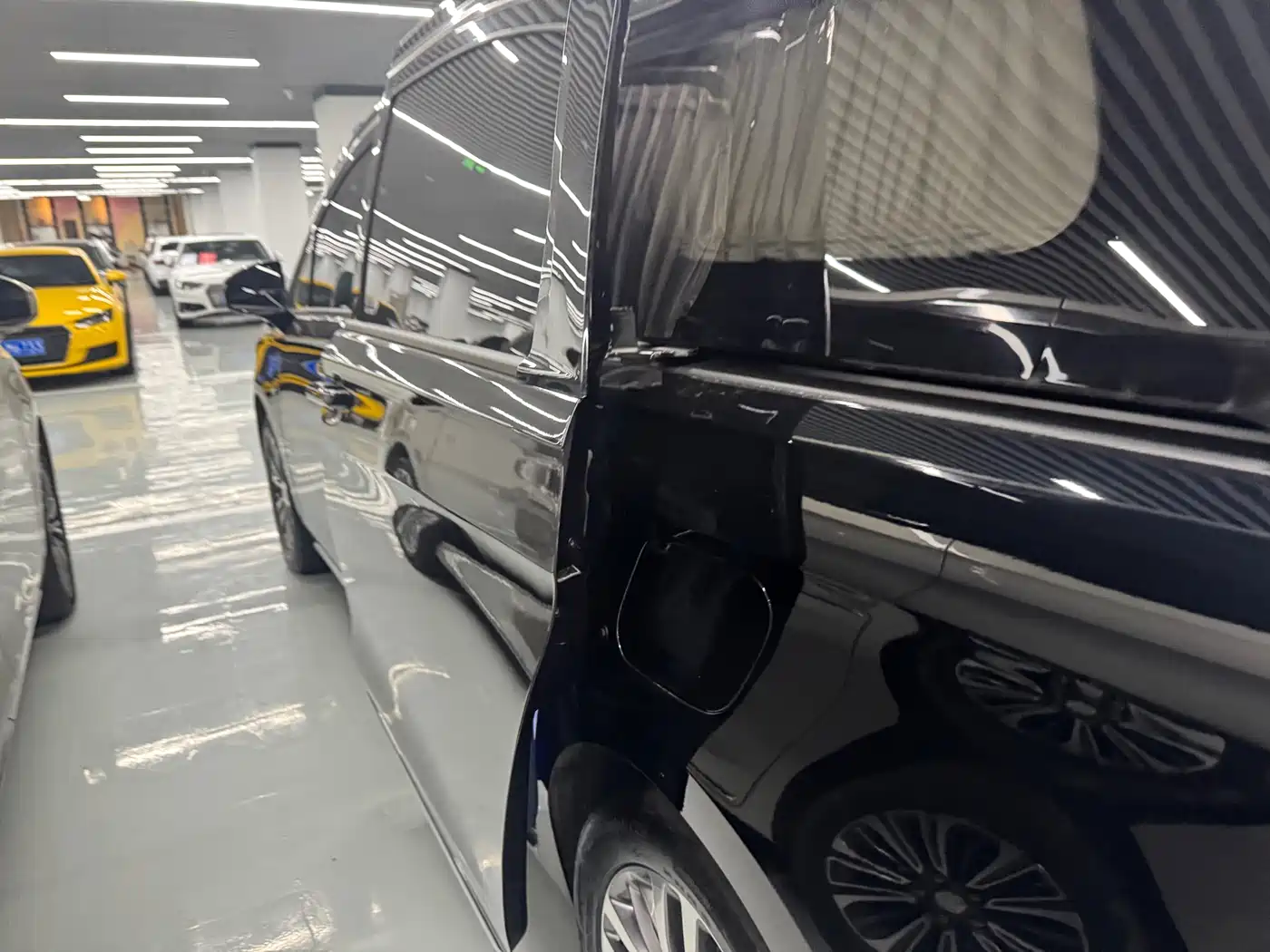 Buick GL8 2023 ES Landmaster 653T Smart Luxury Version фото 13
