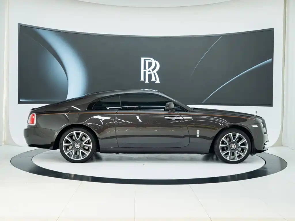 Фото 6 - Rolls-Royce Wraith