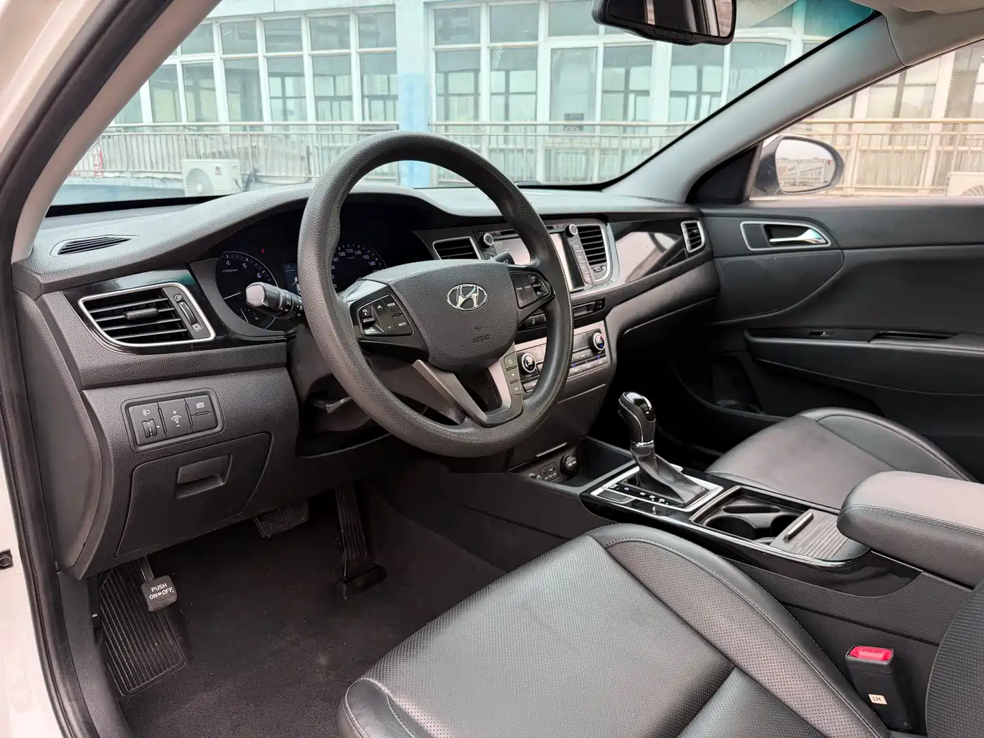 Hyundai Mistra 2014 1.8L Auto Smart GLS фото 14
